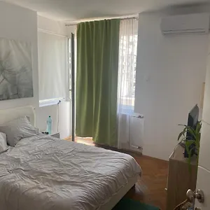 Couette-café Bucarest B&B, Bucarest