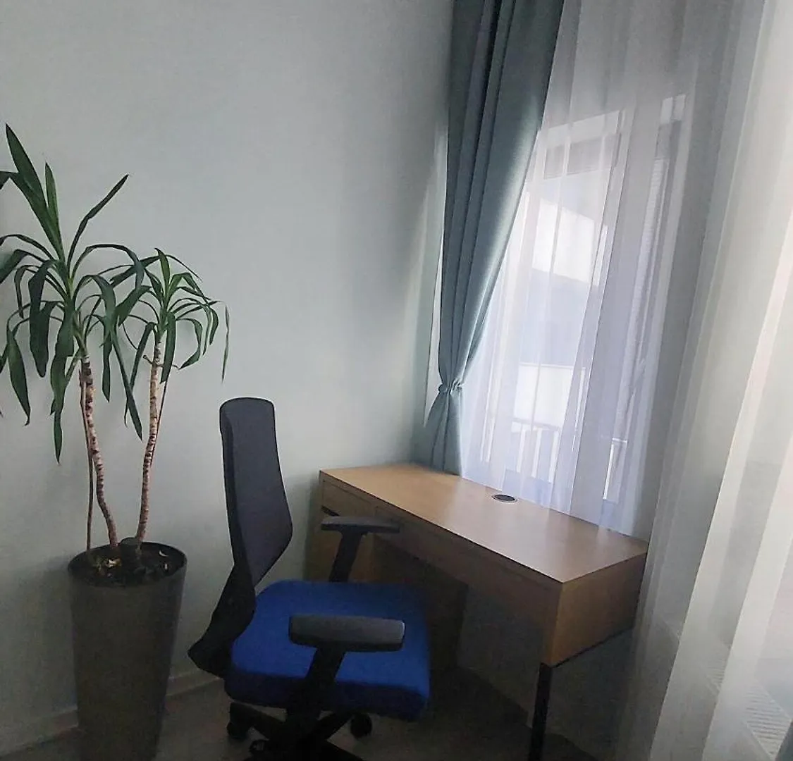 Apartment Parkside Nature Retreat Bucharest